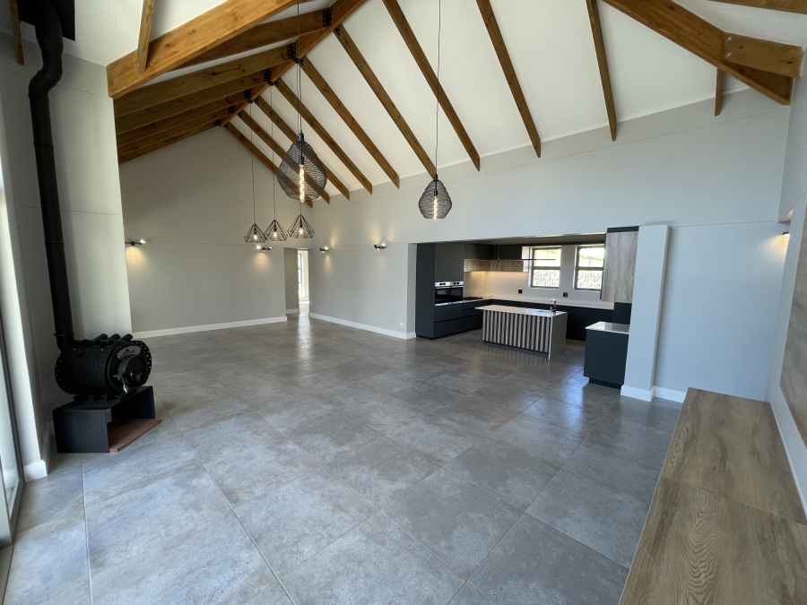 4 Bedroom Property for Sale in Kingswood Golf Estate Western Cape